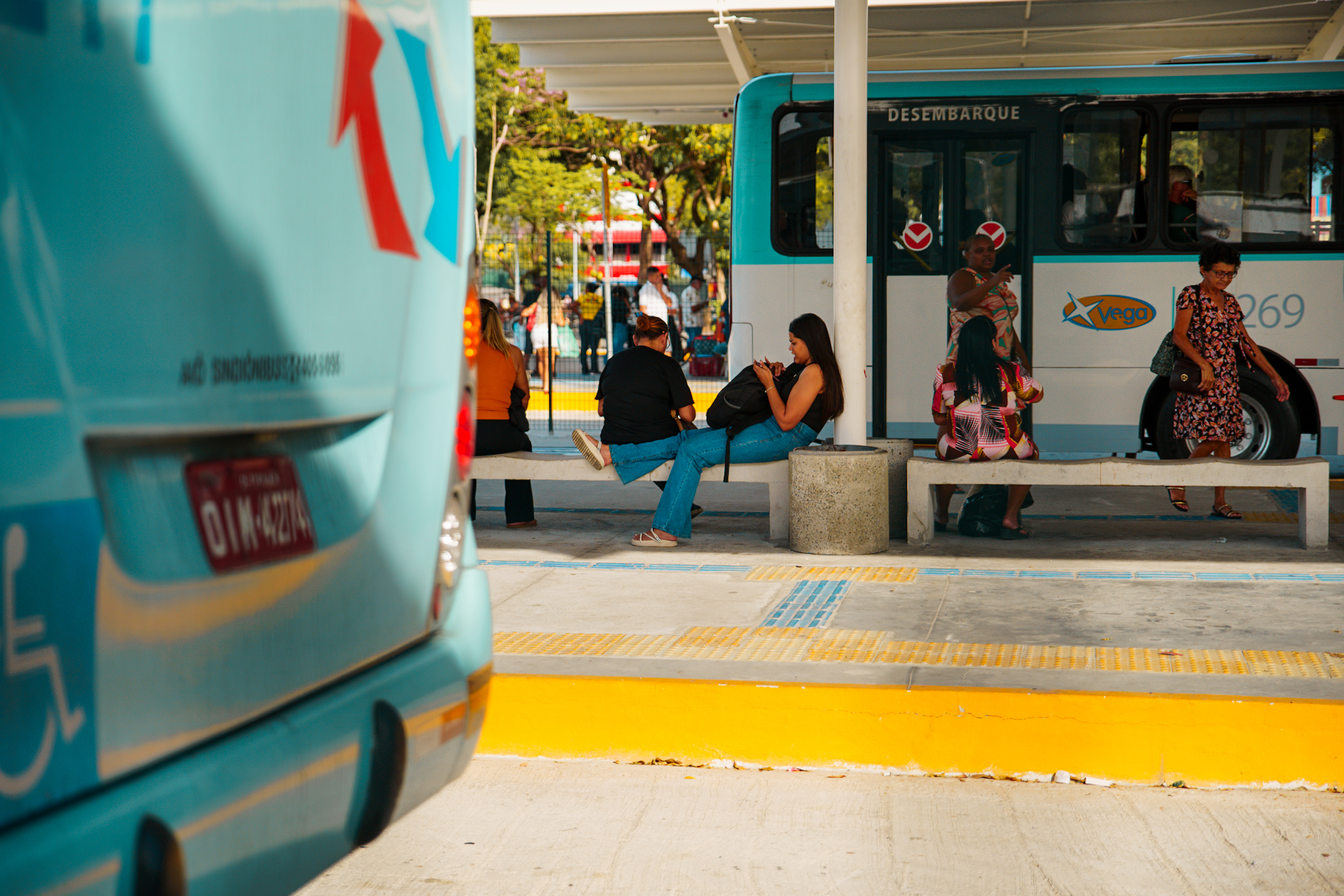 Ônibus estacionado no terminal